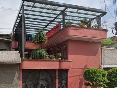 Casa en venta C. Alamos 196, Metropolitana 3ra Secc, 57750 Nezahualcóyotl, Méx., México