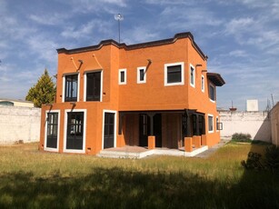 Casa en venta Calzada Del Pacífico, Ocho Cedros, Toluca, México, 50170, Mex