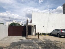 casa a la venta en ciudad granja, en coto, solo 12 casas