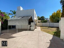 Casas en venta - 266m2 - 3 recámaras - Querétaro - $1,875,000