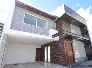 Al Costo Se Vende Casa En La Loma (lomas De Angelópolis)