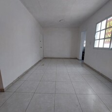 Doomos. Casa de una planta en Venta en Fracc. Floresta en Veracruz, Ver.