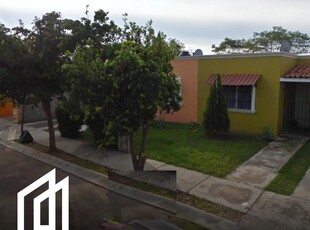 Doomos. Casa en REMATE BANCARIO, Calle Bahía de Manzanillo