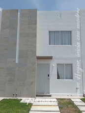 Doomos. Casa en venta en Fracc. Sendas Residencial, El Marqués, Qro.