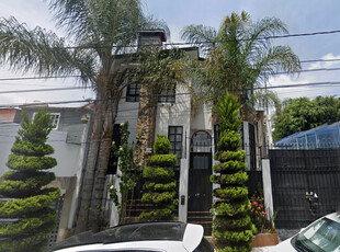 Hermosa Casa En Villas De La Hacienda, Ciudad Lopez Mateo, Remate Bancario