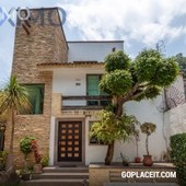 CASA EN VENTA AV. UNIVERSIDAD CHAMILPA. CUERNAVACA , MORELOS - 4 recámaras - 4 baños