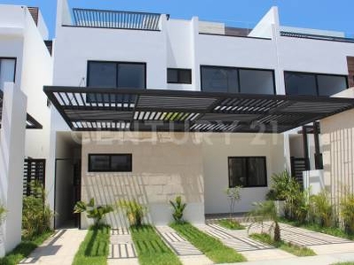 Casa de 4 recamaras en renta, Rio, Cancún, Quintana Roo