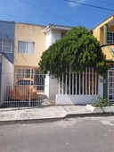 casa cualquier tipo de credito, en buen estado en fracc villa rica nte