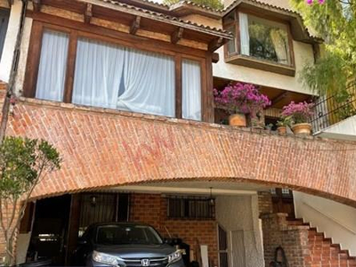 Casa En Venta En Ciudad De México, Dentro De La Privada Real De Las Lomas, En Las Lomas De Chapu...