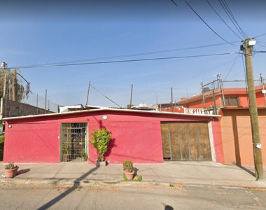 Linda Y Acogedora Casa Remate Bancario Morelos 1a. Secc San Francisco Coacalco Estado De México Gj-rl