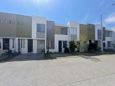 12083 av. del bronce, misión la floresta