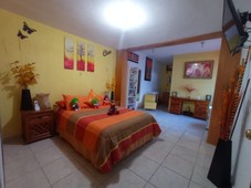 casa en venta de una sola planta espaciosa cerca del centro querétaro