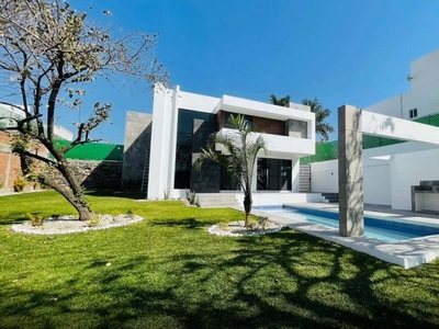Casa En Venta Con 4 Recamaras, Alberca, En Real de Oaxtepec, Morelos, Oaxtepec Centro