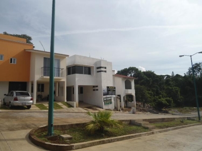 Casa en Venta en BRILLANTE Córdoba, Veracruz