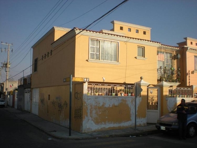 Casa en Venta en Col. Moderna de la Cruz Toluca de Lerdo, Mexico