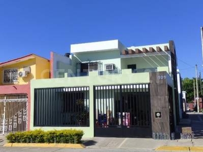 CASA EN VENTA EN MAZATLÁN SINALOA MEXICO (Ubicado en esquina, 4 recamaras)