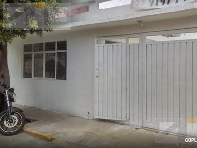 Casa en venta en San Juan de Aragón Sección 6, Gustavo A. Madero - 1 baño