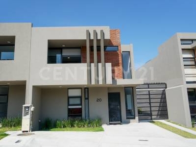 Casa en venta en Zibatá, condominio Xanadú