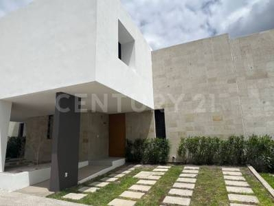 casa en venta fraccionamiento AMARA GRAND, Altos Juriquilla Querétaro