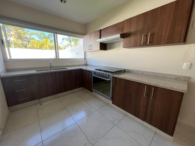 VENTA DE CASA CONDOMINIO LA CONDESA JURIQUILLA QUERETARO