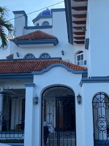 Casas en venta - 326m2 - 3 recámaras - Villahermosa - $11,900,000