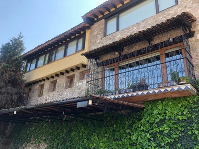 Casas en venta - 369m2 - 3 recámaras - Cedros - $9,950,000