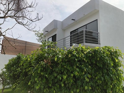 Casas en venta - 420m2 - 3 recámaras - Lomas de Cortes - $4,400,000