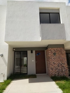 Casas en venta - 84m2 - 2 recámaras - Zapopan - $2,200,000