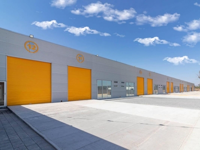 doomos. bodega de 225.75 m2 en renta a 800mts de la planta toyota . aprovecha .cni