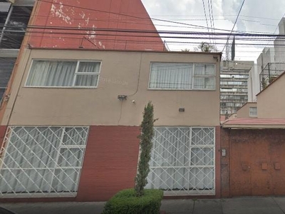 Venta de Casa - TIBURCIO SANCHEZ DE LA BARQUERA al 100, Merced Gómez - 6 habitaciones - 3 baños