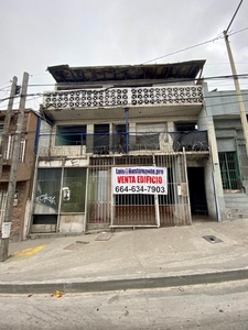 Venta de Edificio en calle segunda Zona Centro, Tijuana