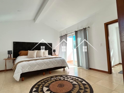 Casa en venta en Flamingos Residencial con habitación en planta baja cerca de la playa en Riviera Nayarit