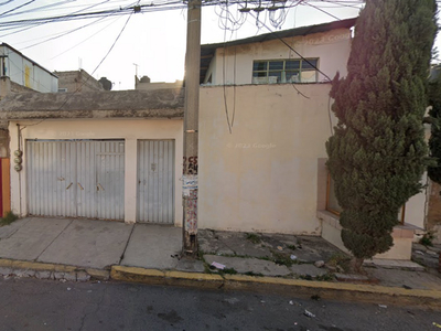 Casa en venta Guadalupe Victoria, Loma Bonita, Ciudad Nezahualcóyotl, Estado De México, México