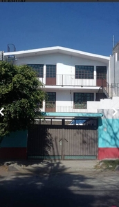 Pequeño departamento con balcón en Tlahuac