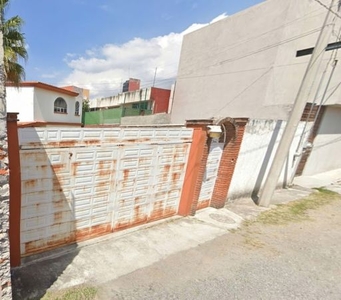 Casa con 4 habitaciones , 3 baños, oportunidad en Cholula Puebla