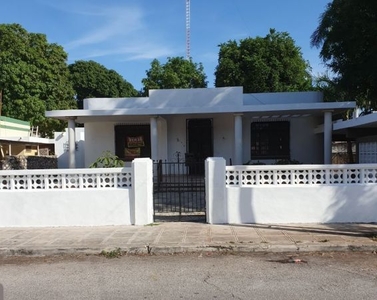 Casa de 1 planta en Col. García Ginerés, Mérida.