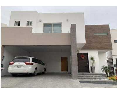 CASA EN VENTA, LA JOYA EN CARRETERA NACIONAL, SECCION CALANDRIA