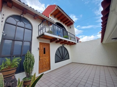 Hermosa casa Valle Dorado, Tlalnepantla