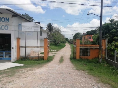Terreno en privada cerca de Villahermosa Tabasco en Lagartera casa ó bodega