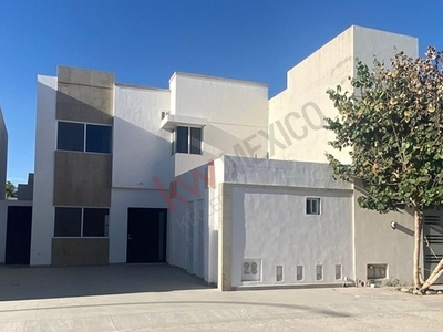 Casa en renta ubicada en Residencial Senderos