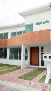 Casa De 3 Habitaciones En Residencial Bahamas, Corregidora, Querétaro