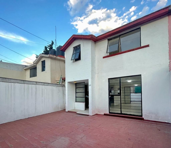 Casa En Venta, Valle Dorado, 3 Recámaras