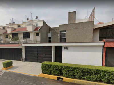 ¡ Hermosa Casa En Venta Con Excelente Ubicacion, Haz Crecer Tu Patrimonio Y El De Tu Familia ! - Av. Paseo Del Bosque 102, Taxqueña, Coyoacán, 04280 Ciudad De México, Cdmx