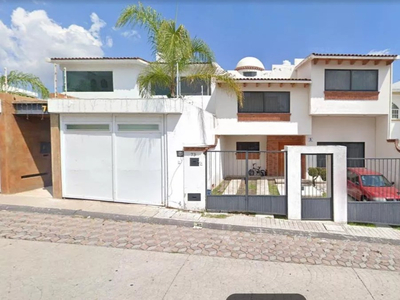 Se Vende Hermosa Casa En Milenio Iii Querétaro ( Recuperación Hipotecaria) A5