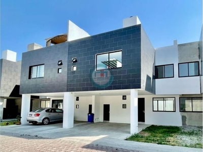 Casa en condominio en venta Av. Buenavista, San Francisco, San Mateo Atenco, Estado De México, México