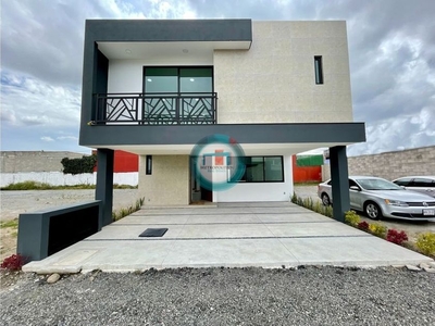 Casa en condominio en venta Avenida Gobernadores, Infonavit San Francisco, Metepec, México, 52176, Mex