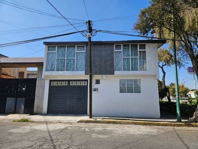 Casa en venta Felipe Berriozabal, Emiliano Zapata, Toluca De Lerdo, Estado De México, México