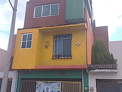 Casa en venta Fraccionamiento Hacienda Del Valle, Santin, 50210 San Nicolás Tolentino, Estado De México, México