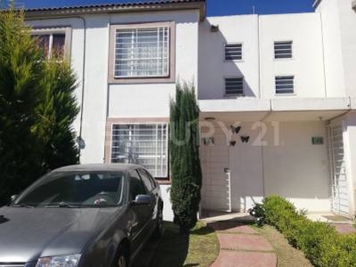 Casa en fraccionamiento privado