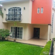 Doomos. CASA EN VENTA O RENTA EN EL PREDIO CONOCIDO COMO “PUENTE CUATE” BOULEVARD FORTIN-CÓRDOBA KM 335